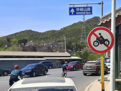 汽车过坡速度多少 汽车过坡速度多少