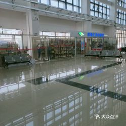 汽车南站多少钱