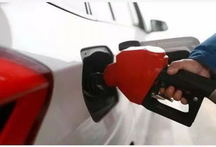 汽车油多少升加满 汽车油多少升加满