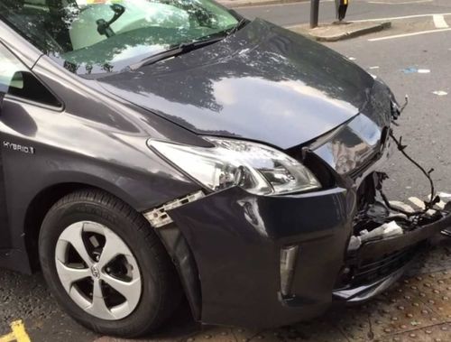 汽车撞翻时速多少 汽车撞翻时速多少