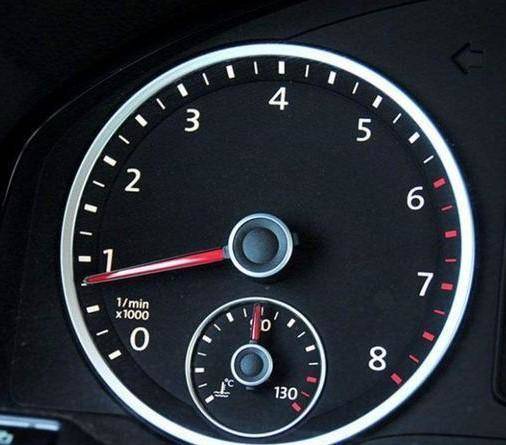 汽车开启转速多少合适