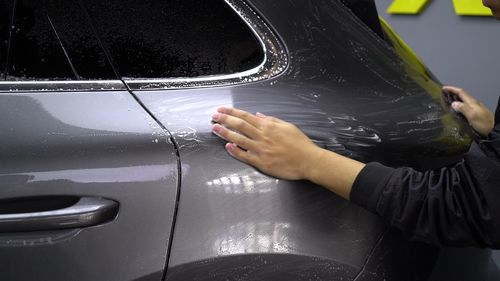 汽车贴顶膜多少 汽车贴顶膜多少