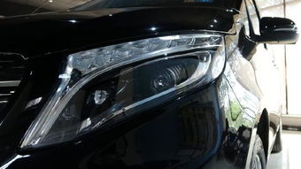 汽车大灯有多少v