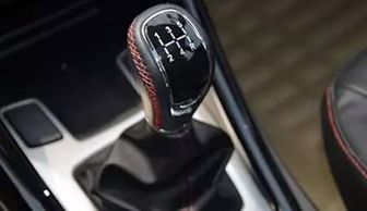 汽车转速多少时换档 汽车转速多少时换档