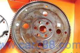 汽车飞轮打多少扭力 汽车飞轮打多少扭力