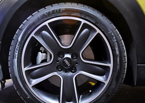 mini汽车胎压到多少 mini汽车胎压到多少