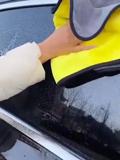 汽车擦痕迹私了多少 汽车擦痕迹私了多少