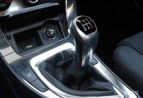 汽车换挡需要多少迈 汽车换挡需要多少迈