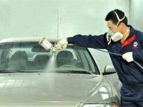 学汽车喷漆学费多少 学汽车喷漆学费多少