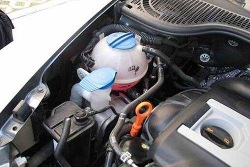 汽车的水箱水温多少