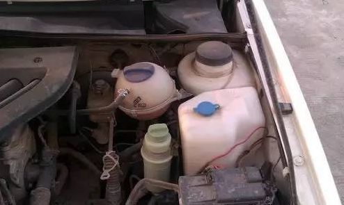 给汽车加水多少合适 给汽车加水多少合适