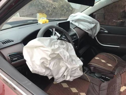 汽车气囊弹出多少秒 汽车气囊弹出多少秒