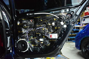 汽车低频输出电压多少 汽车低频输出电压多少