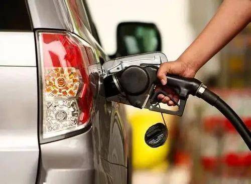 汽车装满多少升油 汽车装满多少升油