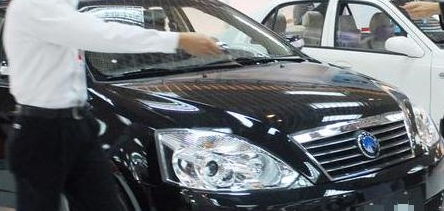 汽车最少留多少油 汽车最少留多少油