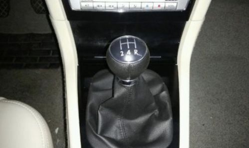 汽车多少转速挂挡