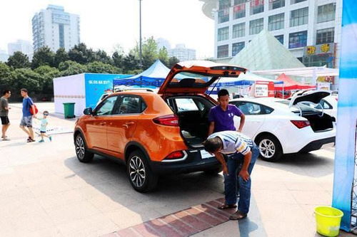 马路汽车价格多少 马路汽车价格多少