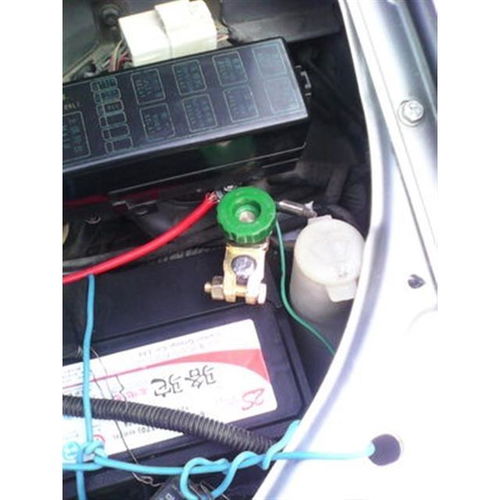 汽车电瓶通用多少伏 汽车电瓶通用多少伏