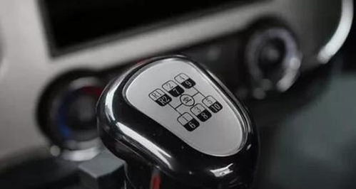 汽车档位面板电压多少 汽车档位面板电压多少