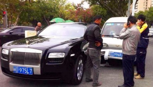 电车撞到汽车赔多少 电车撞到汽车赔多少