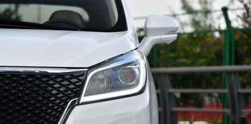 汽车大顶喷漆用多少 汽车大顶喷漆用多少