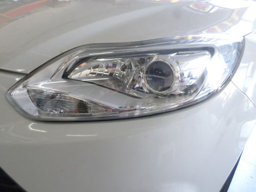 汽车大灯安装多少只 汽车大灯安装多少只