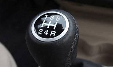 汽车换挡多少码换挡