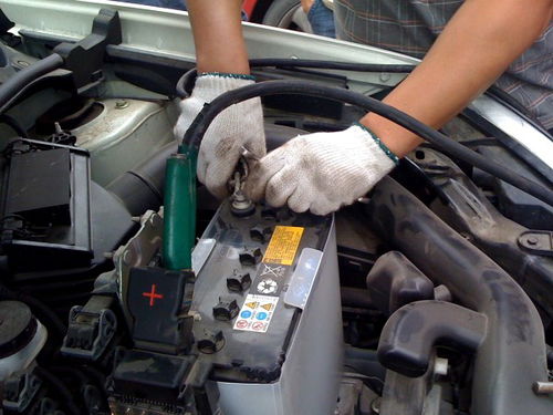 多少油汽车会熄火 多少油汽车会熄火