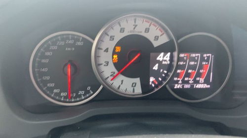 行驶中汽车电压多少 行驶中汽车电压多少