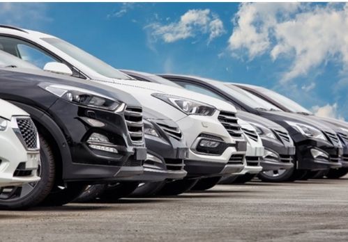 汽车多少公里爆费 汽车多少公里爆费