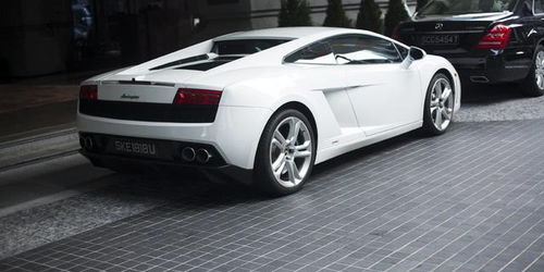 汽车白色加钱要多少 汽车白色加钱要多少