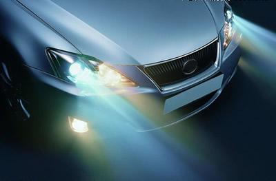 汽车屁股灯坏了多少 汽车屁股灯坏了多少