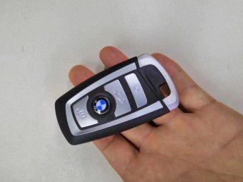 汽车钥匙配锁头多少 汽车钥匙配锁头多少