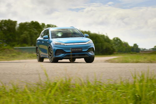 墨西哥汽车多少万比索 墨西哥汽车多少万比索