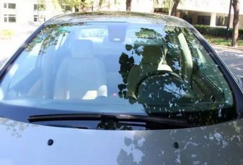 汽车换玻璃多少价钱