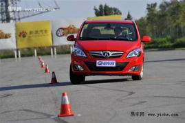 汽车绕桩需要多少速度 汽车绕桩需要多少速度