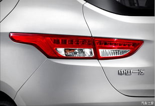 汽车后尾灯亮度多少 汽车后尾灯亮度多少