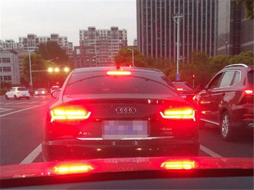 汽车尾灯多少 汽车尾灯多少