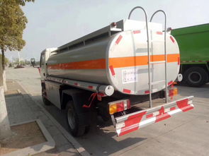 汽车油罐大概多少吨位