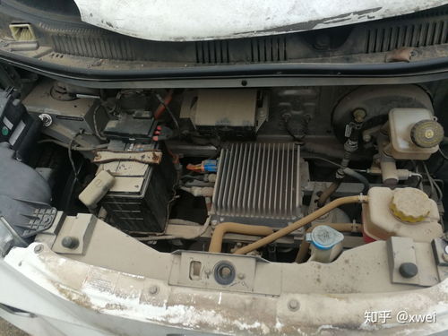 汽车透镜多少v电压