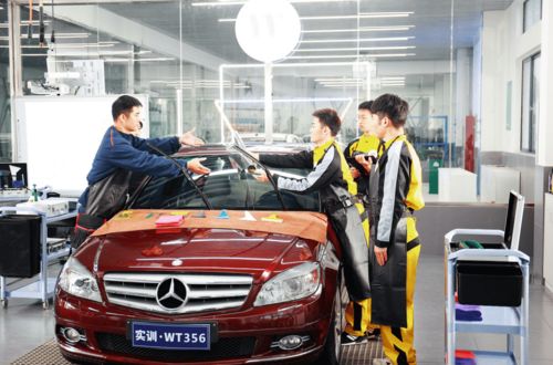 学汽车美容多少工资 学汽车美容多少工资