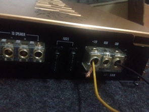 汽车功放多少w好