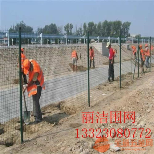 汽车围栏买多少米