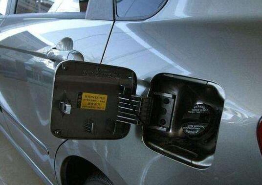 汽车辨别油的多少 汽车辨别油的多少