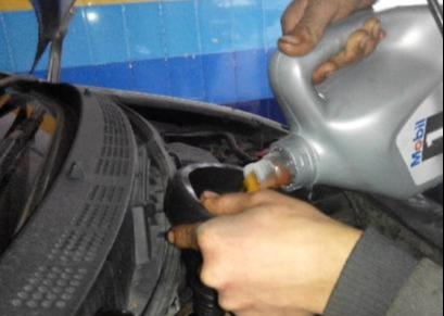 汽车机油尺剩多少 汽车机油尺剩多少