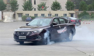 汽车过弯的速度多少