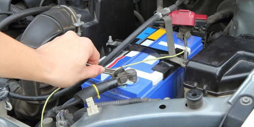 汽车电瓶没多少伏