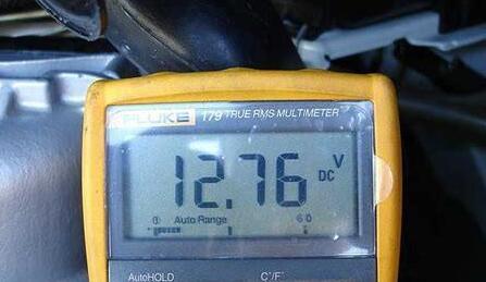 正常汽车电池电压多少 正常汽车电池电压多少