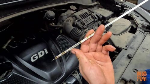 汽车能倒多少机油