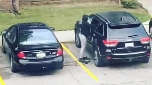 多少汽油可点燃汽车 多少汽油可点燃汽车